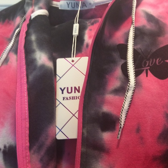 🎀Women's Medium Tue a Dye Jogger Set🎀 - Picture 4 of 4